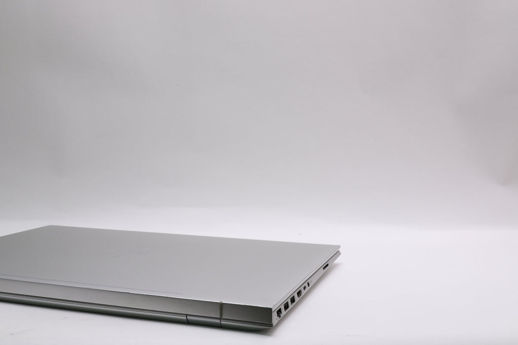 17" HP Envy 17t-ce100, i7-10510U, 16GB, 1TB HDD & 256GB SSD, MX250, Touch! — photo 9 of 13