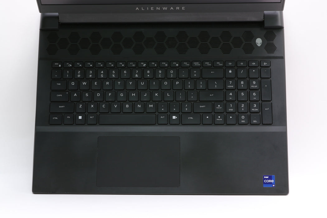 18" WUXGA Alienware m18 R1, i9-13980HX, 64GB, 4TB SSD, RTX 4090 — photo 3 of 13