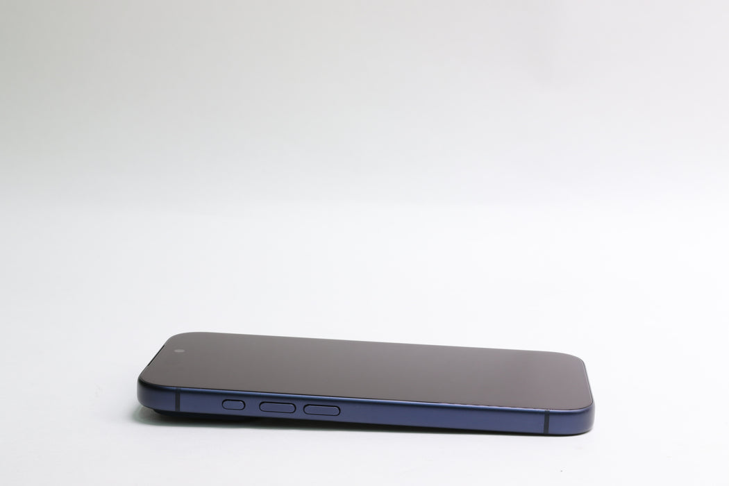 Apple iPhone 17 Pro, 1TB, Unlocked, Deep Blue, NG7U4LL/A — photo 7 of 13