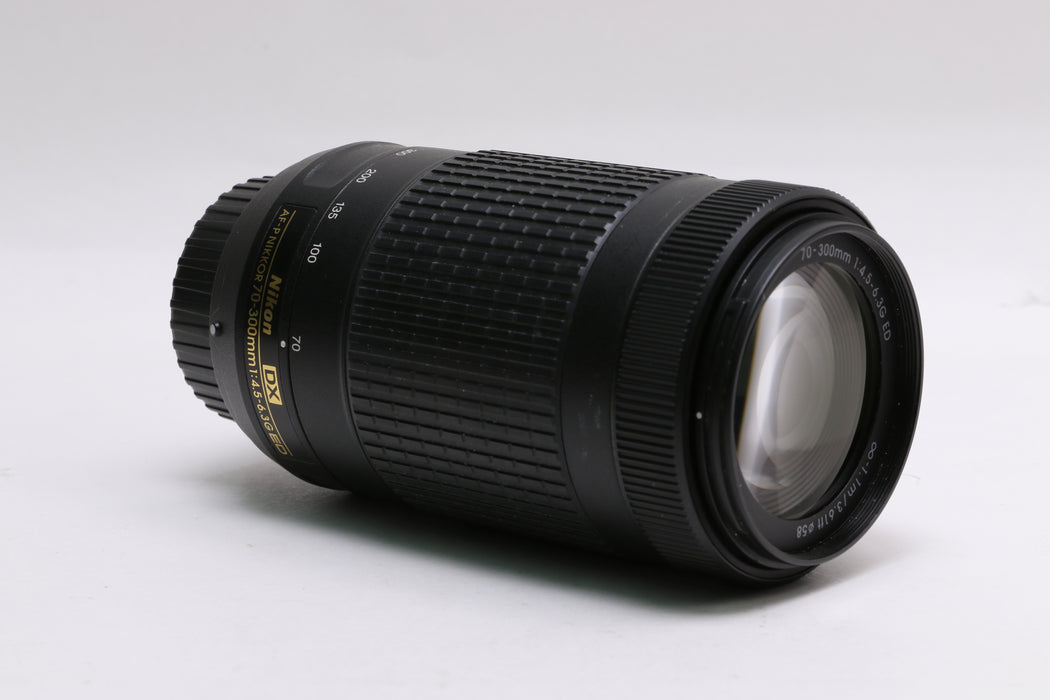 Nikon D7500 Camera w/ Nikon AF-P DX 18-55mm, 70-300mm, 2x OEM Batteries, 10K SC! — photo 11 of 15
