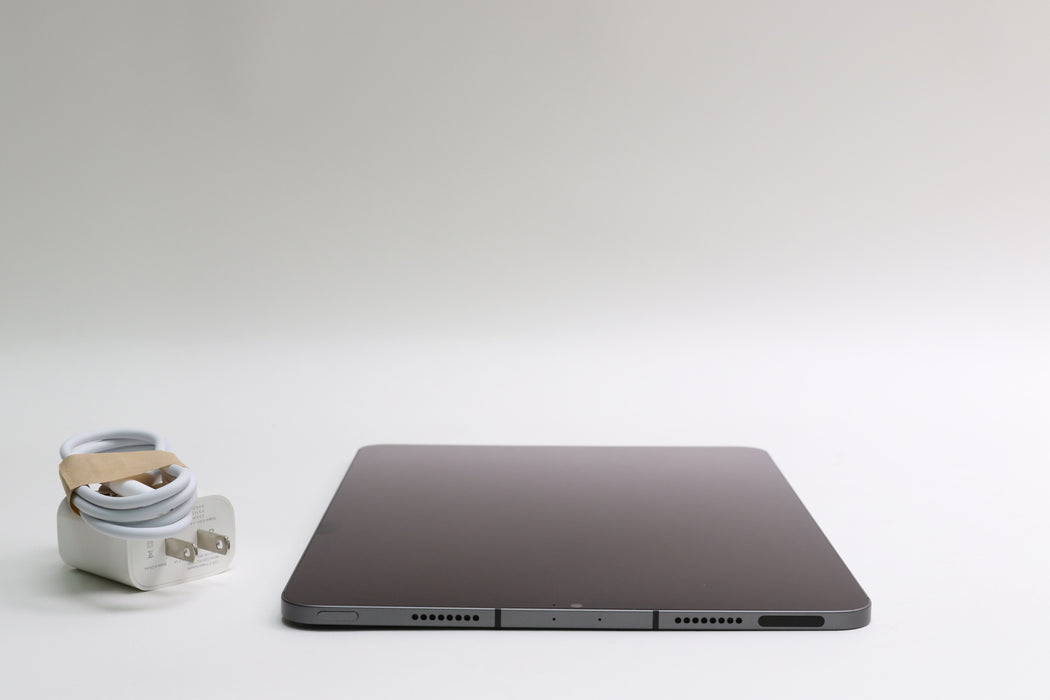 iPad Pro 11" M1, 3rd Gen, 256GB, Unlocked, Space Gray, MHMV3LL/A