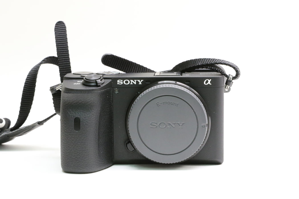 Sony Alpha a6600 Camera, Very Low Shutter Count of 575!
