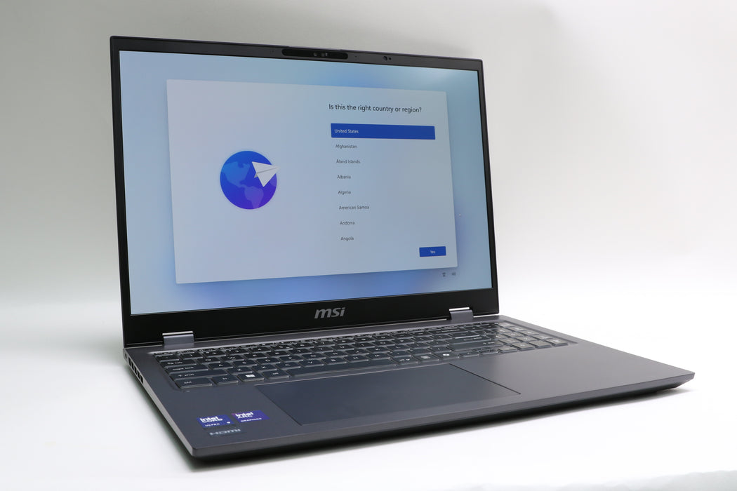 100%BATT 16" UHD+ MSI, Ultra 9 288V, 32GB, 2TB SSD
