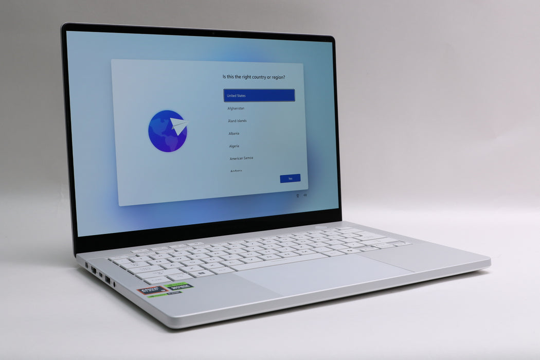 14" Asus Rog Zephyrus G14, AMD Ryzen 9 270, 16GB, 1TB SSD, RTX 5060