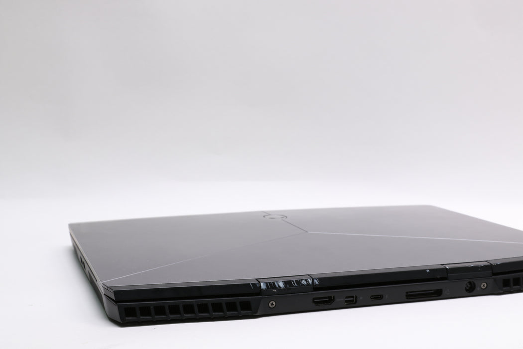 15" Alienware m15, i7-8750H, 16GB, 1TB HDD & 128GB SSD, GTX 1060, 100% Battery! — photo 6 of 12