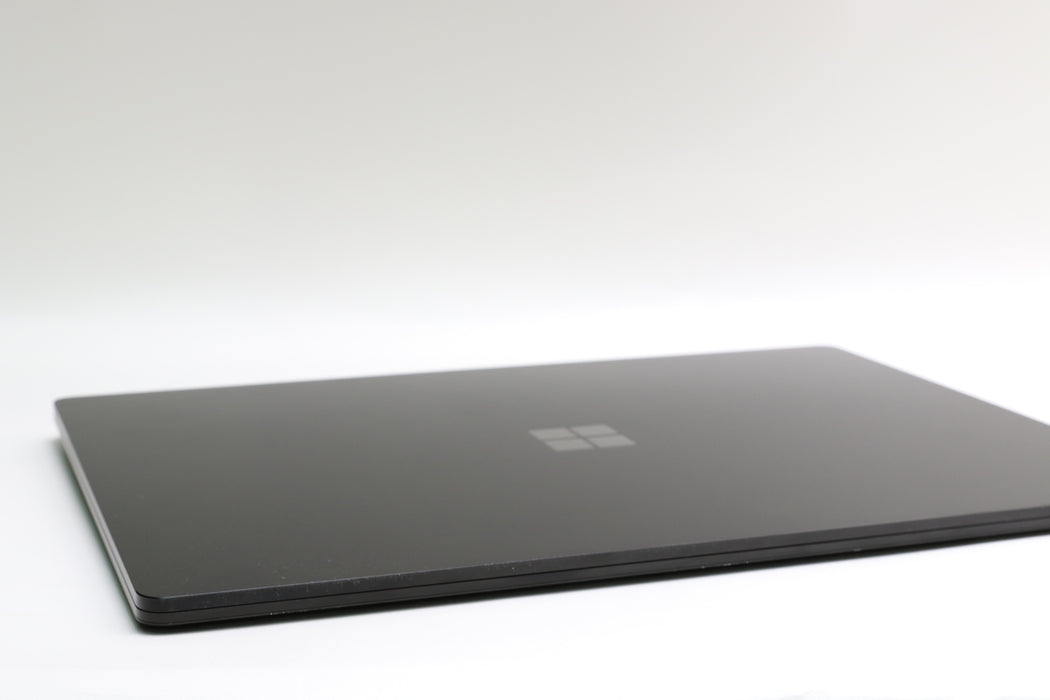15.4" Microsoft Surface Laptop 5, i7-1265U, 32GB, 1TB SSD, Touchscreen
