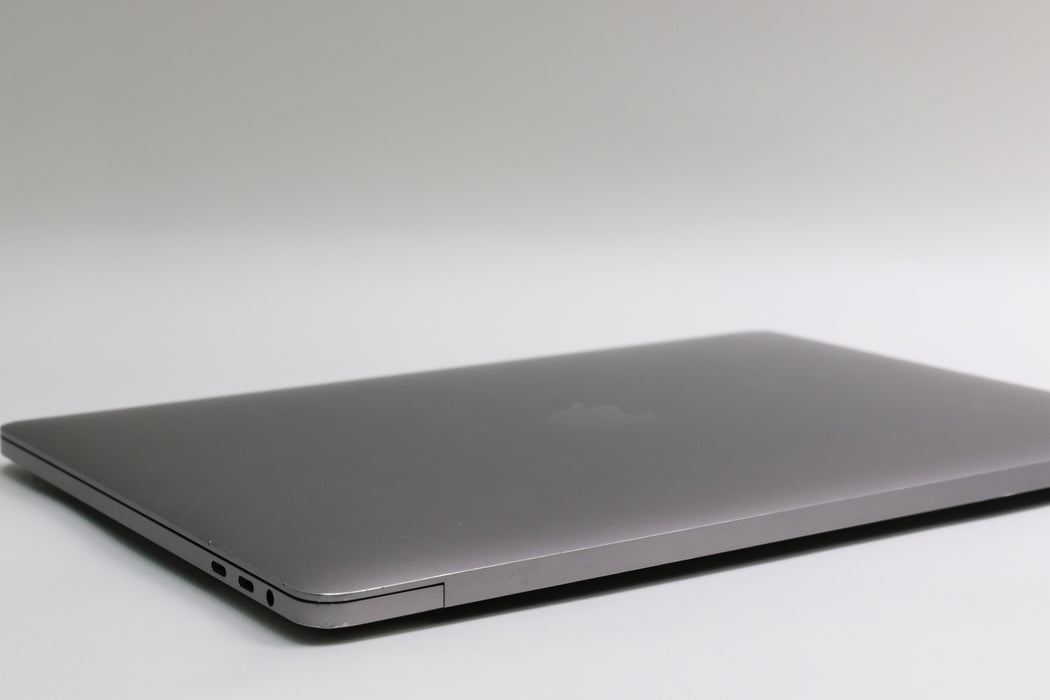 13.3" 2020 MacBook Pro, BTO, i5-1038NG7, 16GB, 2TB SSD, 100% Battery!