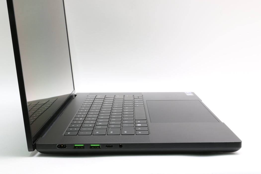 Razer Blade 16 Rz09-0510 2TB SSD 32GB