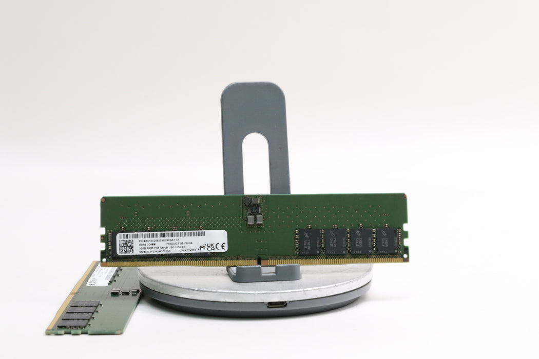 Micron 64GB (2x32GB) 4800MHz DDR5 UDIMM Memory (MTC16C2085S1UC48BA1)