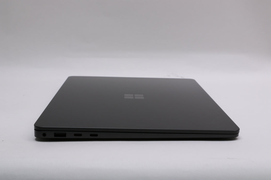 13" Microsoft Surface Laptop 7th Edition, Ultra 7 268V, 32GB, 1TB SSD — photo 10 of 14