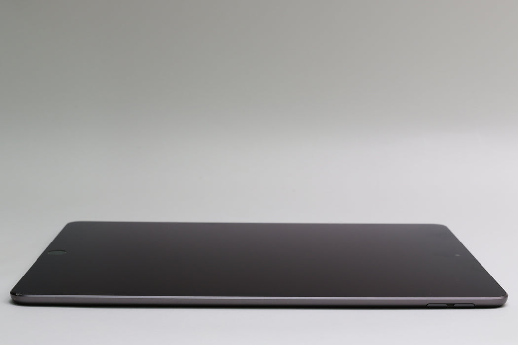 iPad Air 3rd Gen, 256GB, Wi-Fi Only, Space Gray, MUUQ2LL/A 10.5”