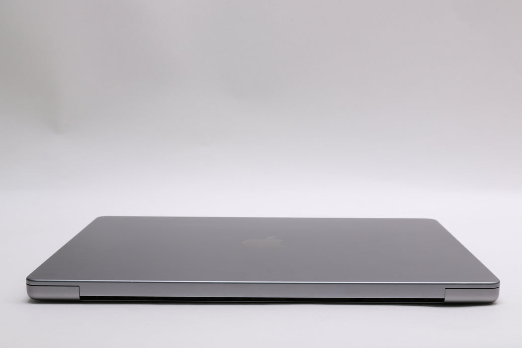 14" 2021, MacBook Pro, BTO, Apple M1 Max, 64GB, 4TB SSD, 32C — photo 8 of 13