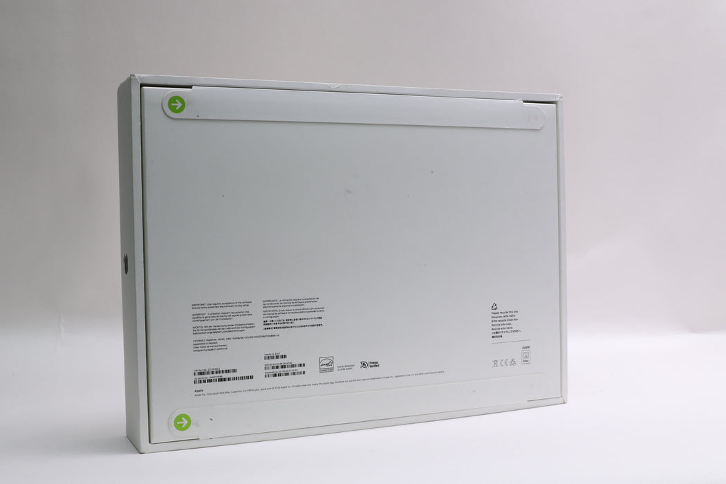 Brand New! 13.6" MacBook Air, BTO, Apple M4, 32GB, 512GB SSD, 10C, Midnight