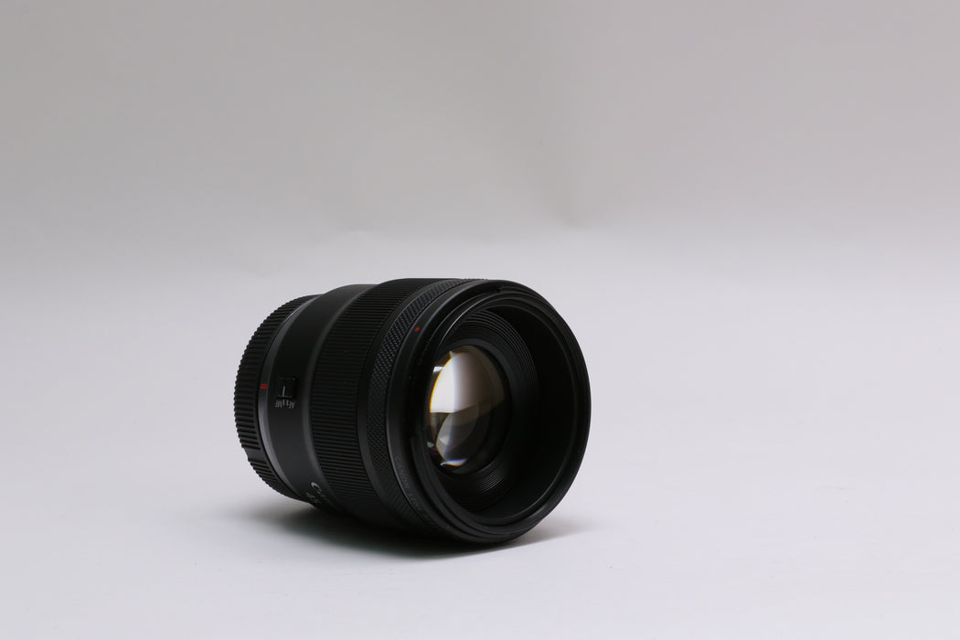 Canon RF 45mm f/1.2 STM Lens
