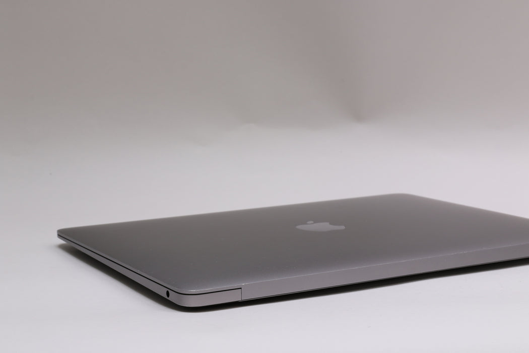 13" 2020, MacBook Air, MGN63LL/A, Apple M1, 8GB, 256GB SSD, 7C