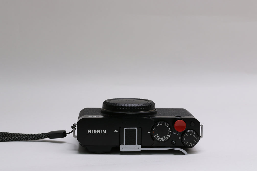 Fujifilm X-E4 26.1MP Mirrorless Camera, Very Low SC of 725!