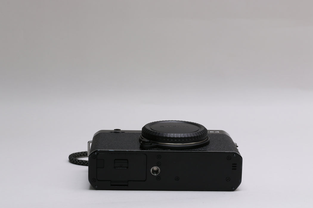 Fujifilm X-E4 26.1MP Mirrorless Camera, Very Low SC of 725!