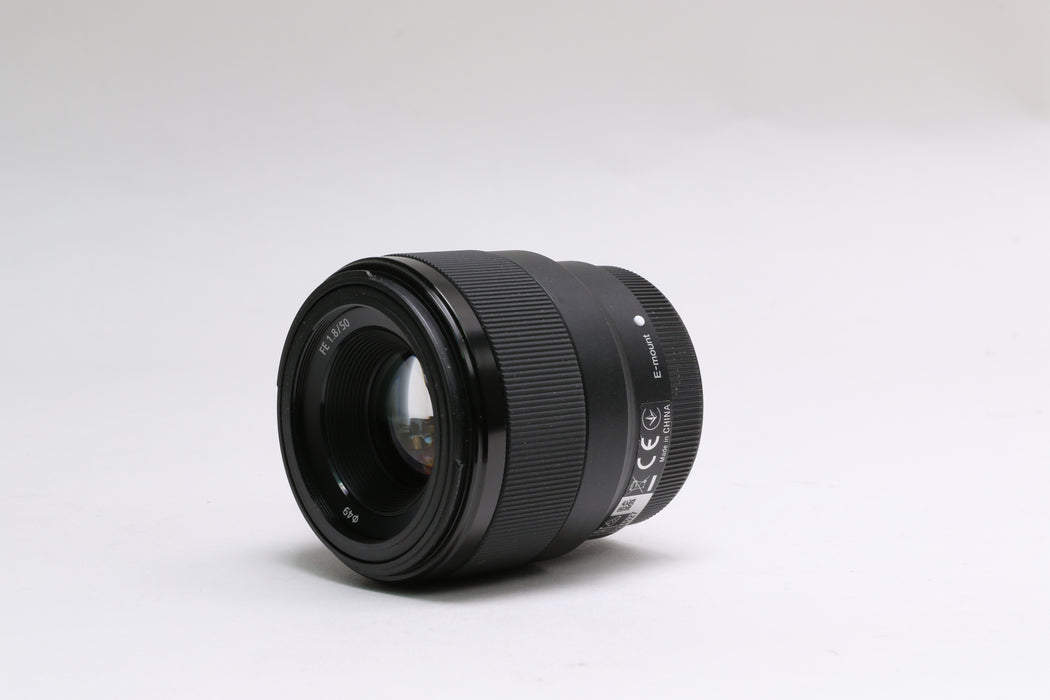 Sony FE 50mm f/1.8 Lens w/ Hood!
