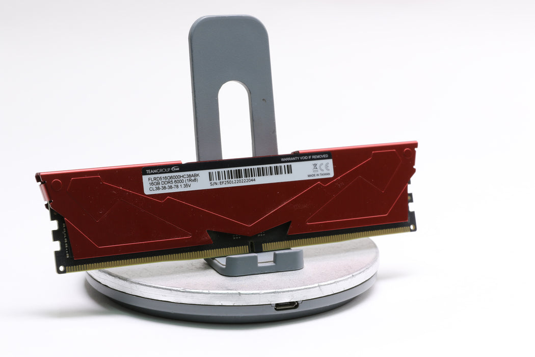 TEAMGROUP T-Force Vulcan 16GB DDR5 6000MHz DIMM Memory