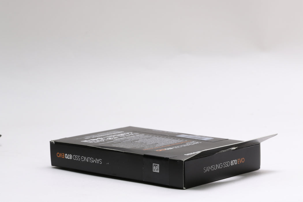New! Samsung 870 EVO 2TB SATA III 2.5 in SSD