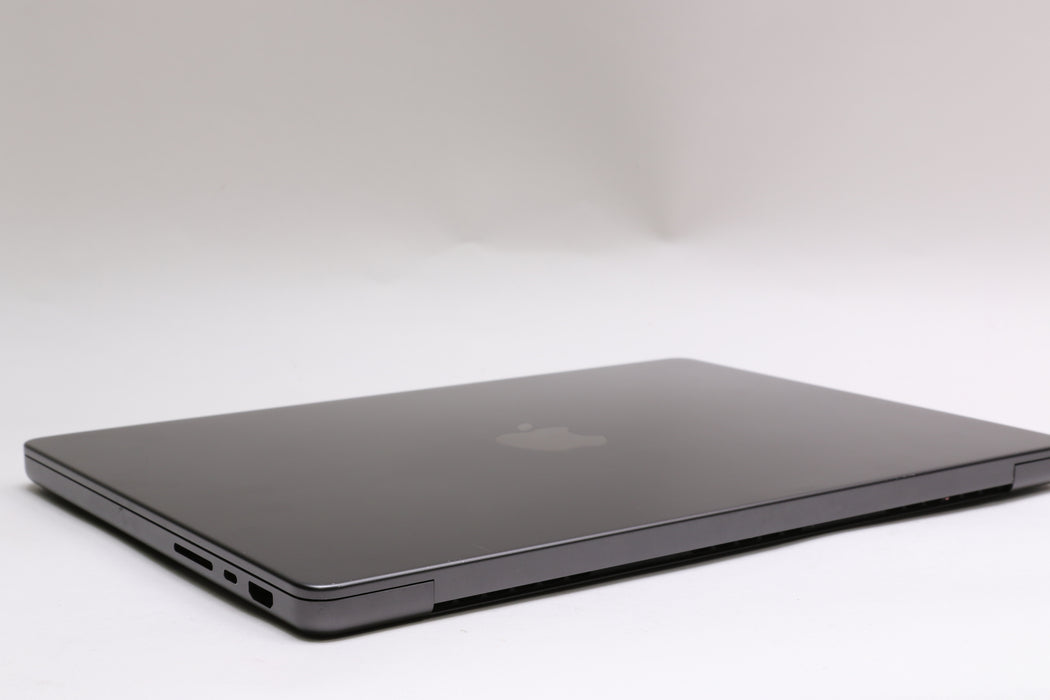 14" 2025, MacBook Pro, MDE34LL/A, Apple M5, 24GB, 1TB SSD, 10C