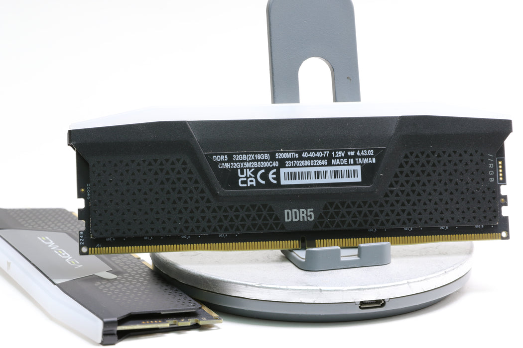 Corsair Vengeance RGB 32GB (2x16GB) DDR5 5200MHz DIMM Memory