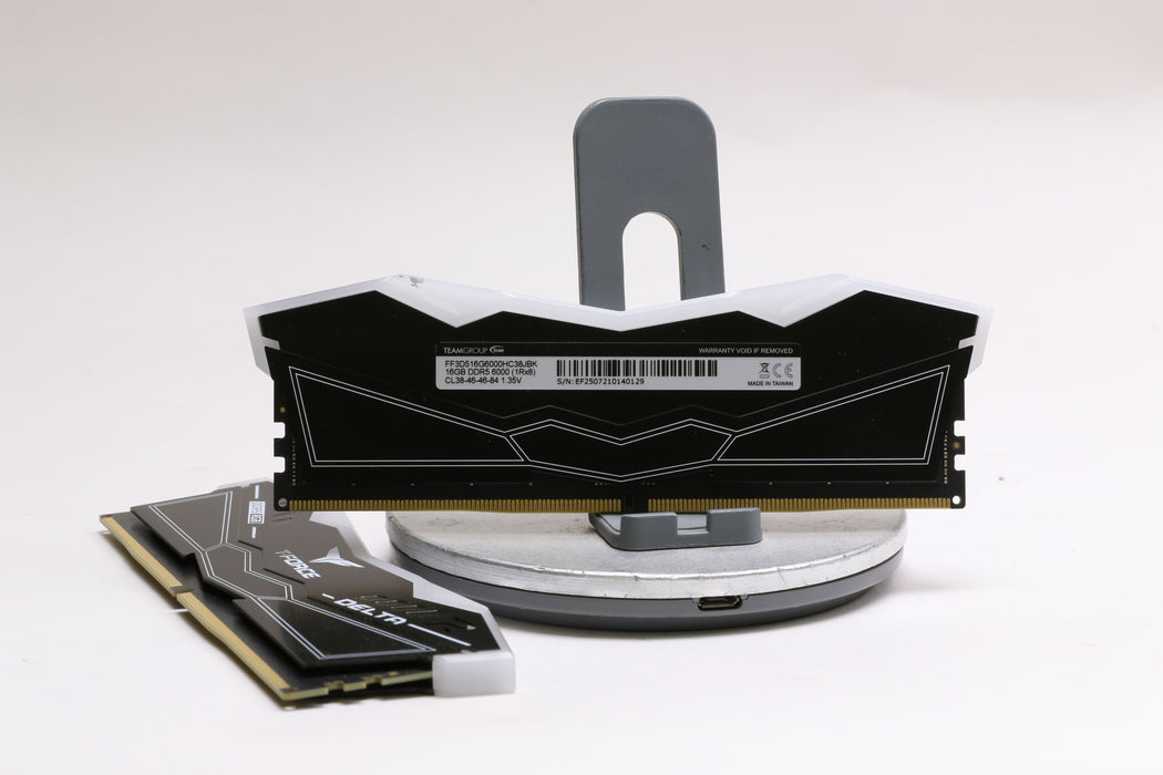 TEAMGROUP T-Force Delta RGB 32GB (2x16GB) DDR5 6000MHz DIMM Memory