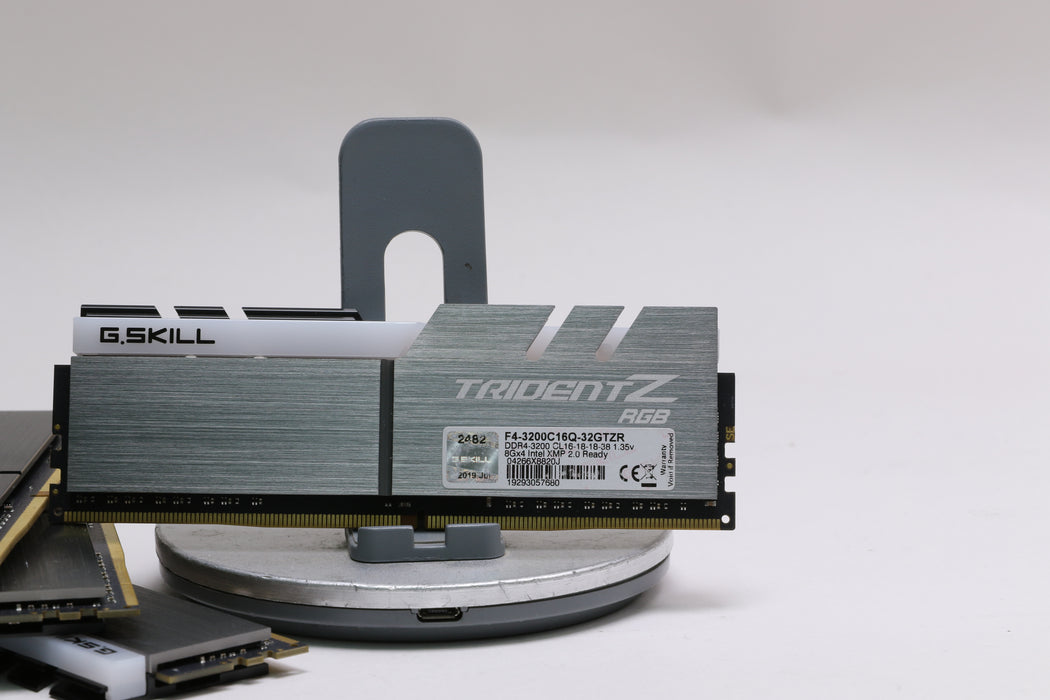 G.SKILL Trident Z RGB 32GB (4x8GB) DDR4 3200MHz DIMM Memory