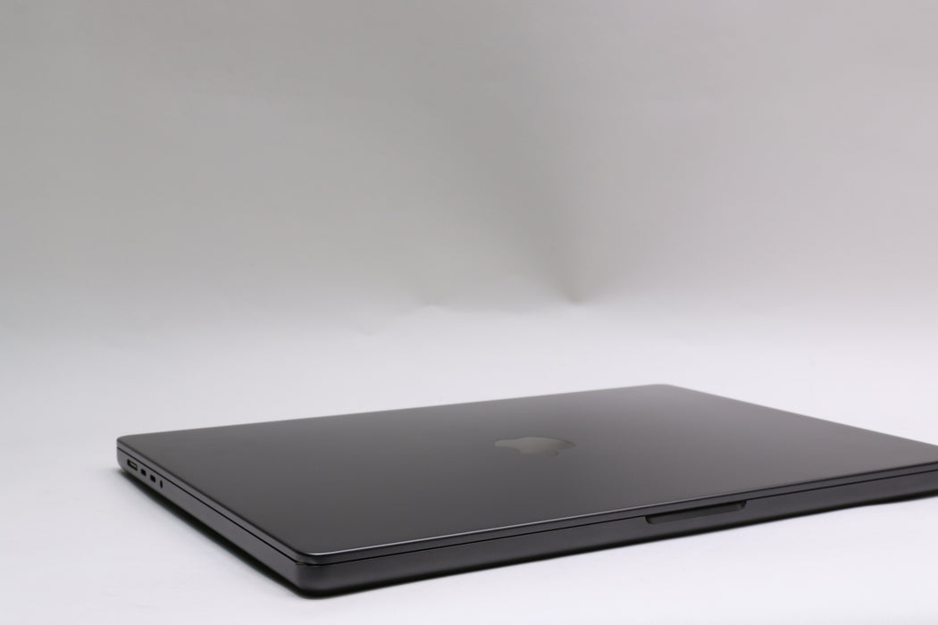 16" 2024, MacBook Pro, MX303LL/A, Apple M4 Max, 36GB, 1TB SSD, 32C