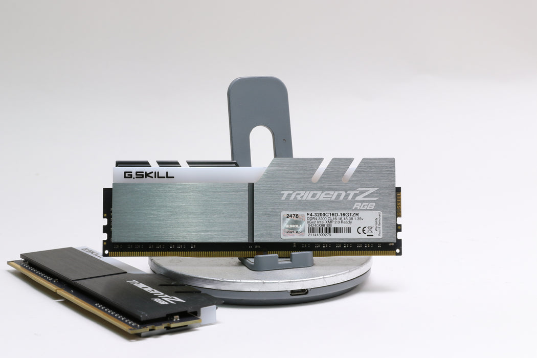 G.SKILL Trident Z RGB 16GB (2x8GB) DDR4 3200MHz DIMM Memory