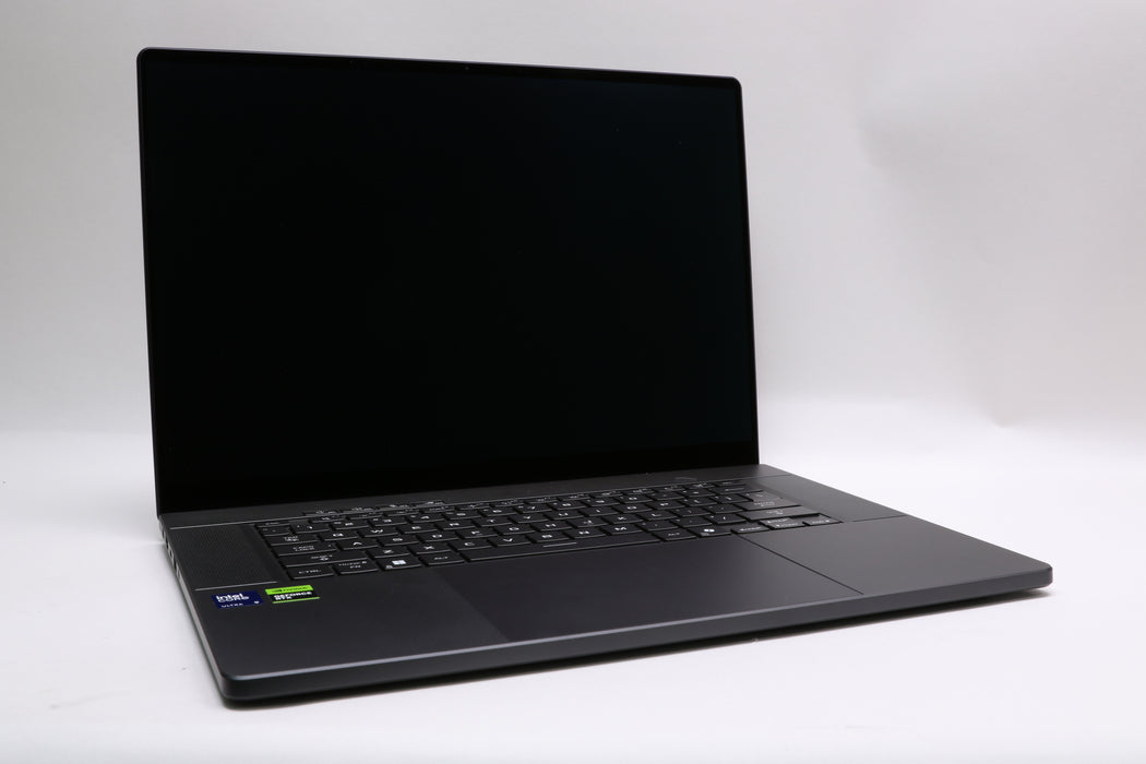 16" QHD+ ASUS ROG Zephyrus G16 GU605CR, Ultra 9 285H, 32GB, 1TB SSD, RTX 5070 Ti
