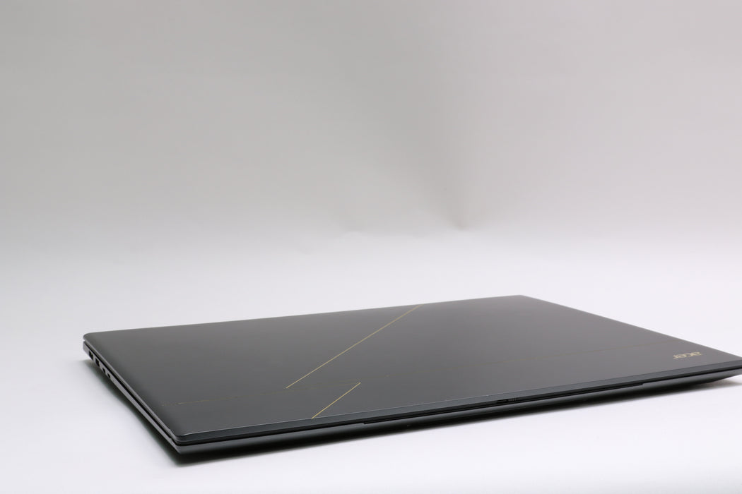 16" 2.8K Acer Swift SF16-71T, Ultra X7 358H, 32GB, 1TB SSD, Touchscreen