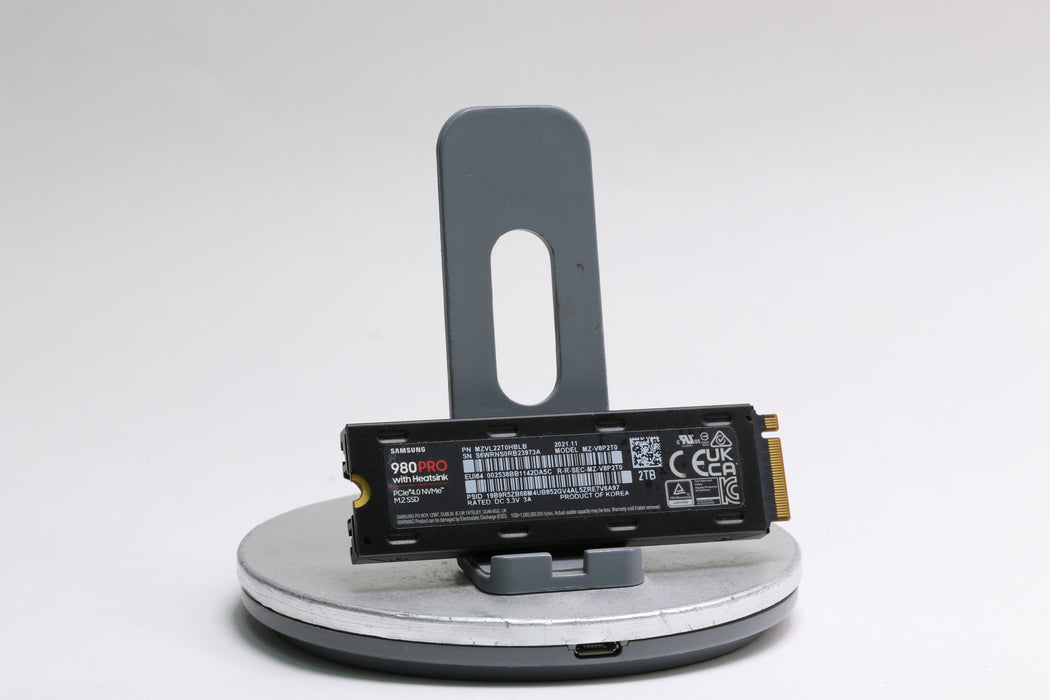 Samsung 980 PRO with Heatsink 2TB PCIe 4.0 NVMe M.2 2280 SSD, 100% Health!