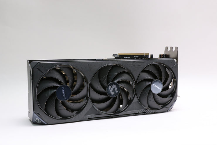 GIGABYTE AORUS GeForce RTX 5070 Ti OC 16GB GDDR7