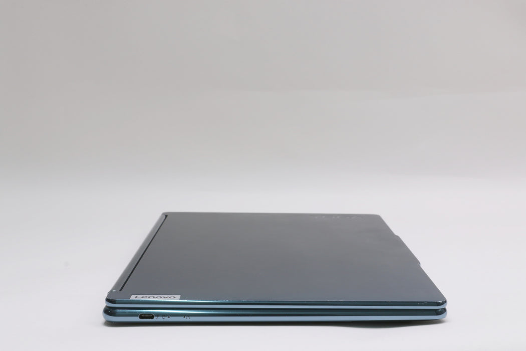13.6" 2.8K Lenovo Yoga Book 9 13IMU9, Ultra 7 155U, 16GB, 1TB SSD, Touchscreen
