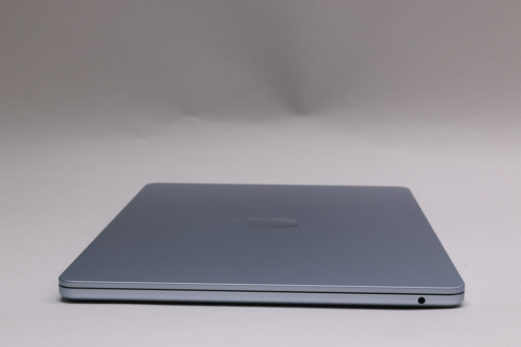 13" 2025, MacBook Air, MC6T4LL/A, Apple M4, 16GB, 256GB SSD, 8C, Only 15 Cycles!