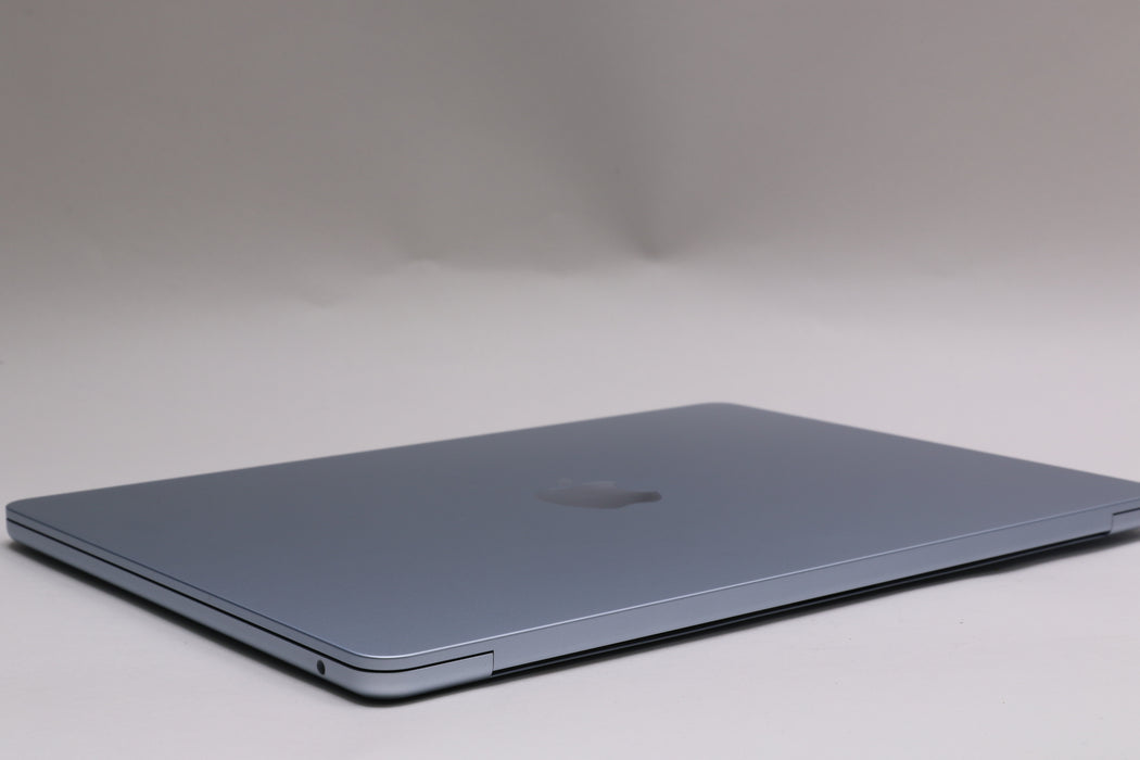 13" 2025, MacBook Air, MC6T4LL/A, Apple M4, 16GB, 256GB SSD, 8C, Only 15 Cycles!