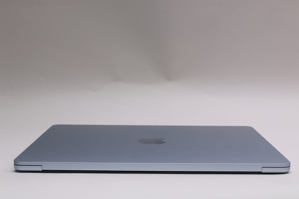 13" 2025, MacBook Air, MC6T4LL/A, Apple M4, 16GB, 256GB SSD, 8C, Only 15 Cycles!