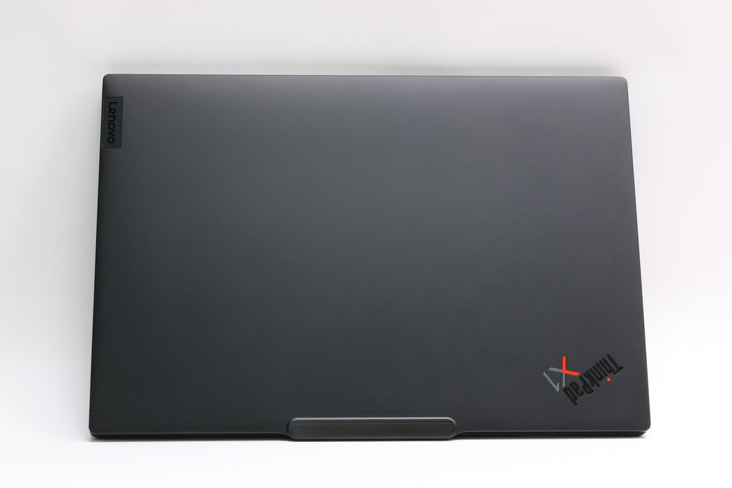 14" Lenovo ThinkPad X1 Carbon Gen 12, Ultra 7 165U, 32GB, 512GB SSD, Touchscreen