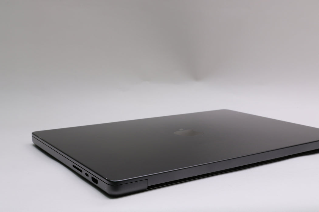 16" 2024, MacBook Pro, BTO, Apple M4 Max, 64GB, 1TB SSD, 40C