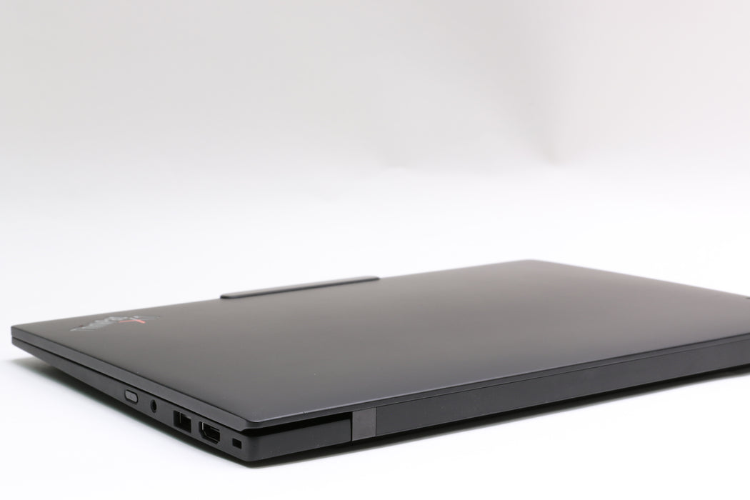 14" Lenovo ThinkPad X1 Carbon Gen 12, Ultra 7 165U, 32GB, 512GB SSD, Touchscreen