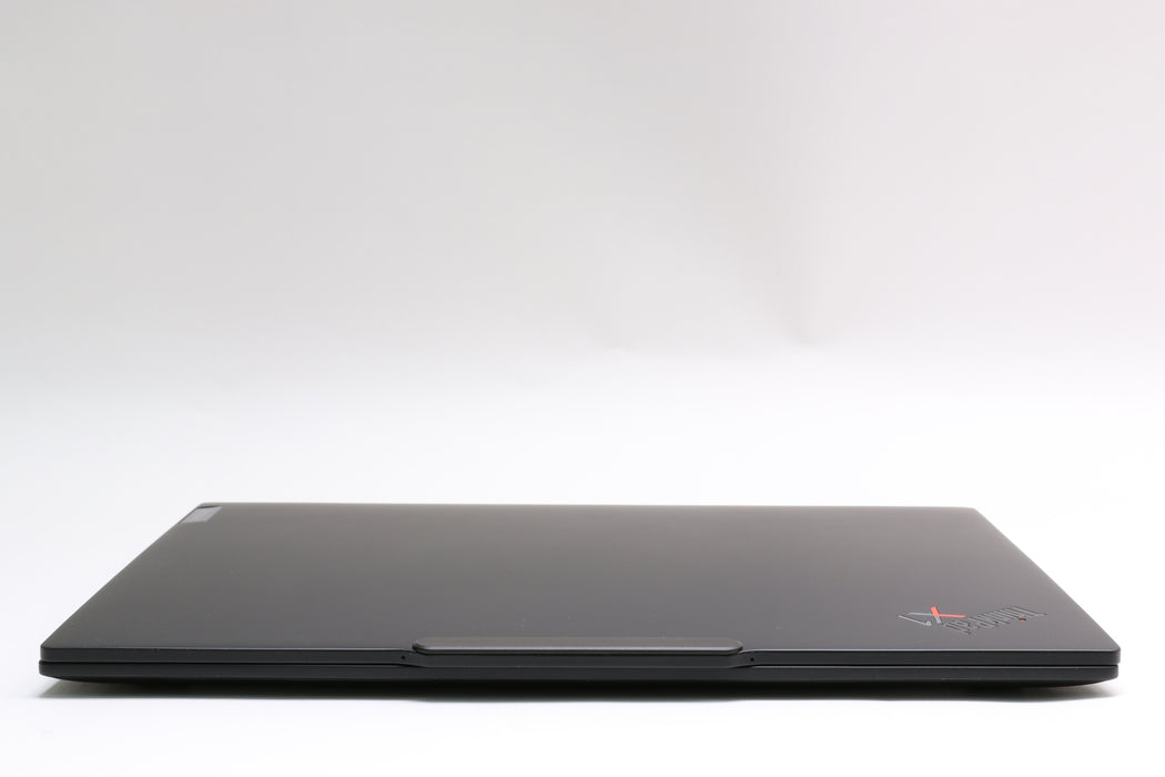14" Lenovo ThinkPad X1 Carbon Gen 12, Ultra 7 165U, 32GB, 512GB SSD, Touchscreen
