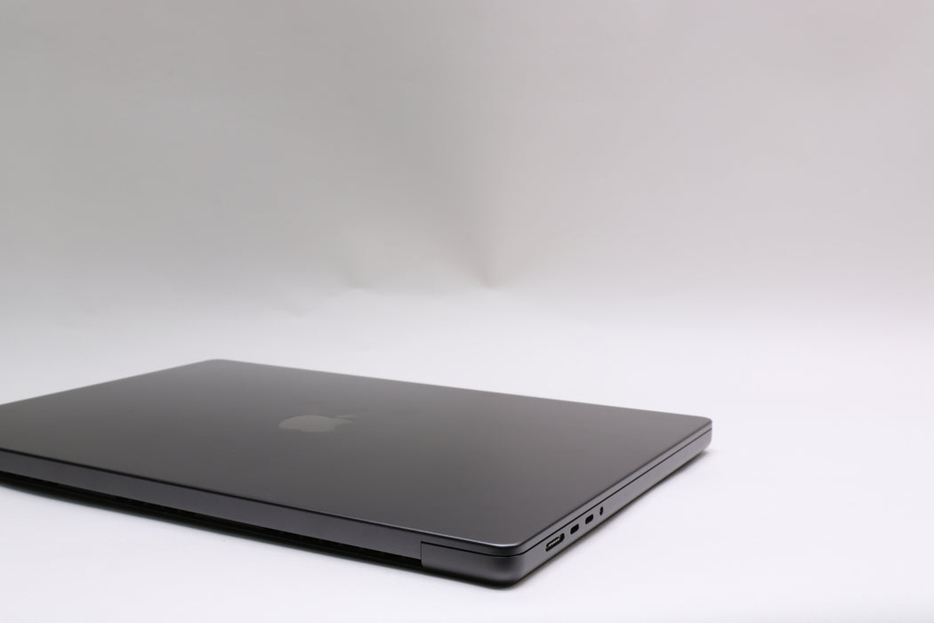 16" 2024, MacBook Pro, MX303LL/A, Apple M4 Max, 36GB, 1TB SSD, 32C