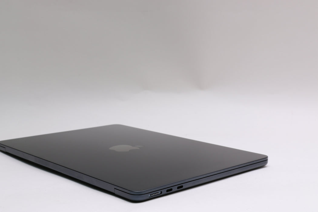 13" 2022, MacBook Air, MLY33LL/A, Apple M2, 8GB, 256GB SSD, 8C, Only 6 Cycles!