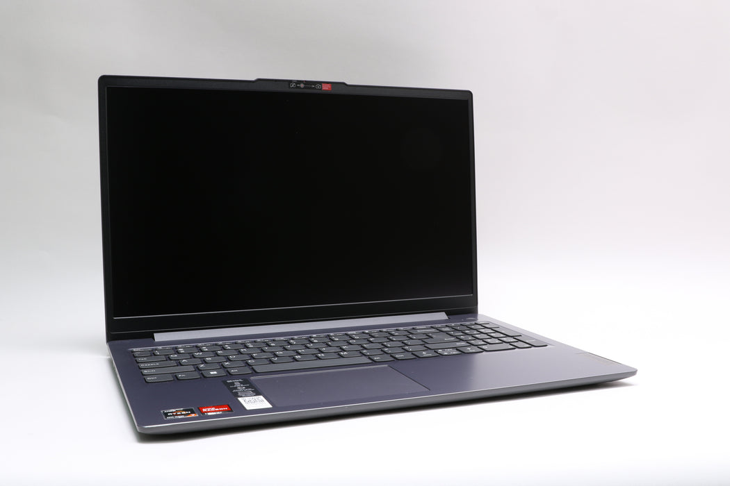 15.6" Lenovo IdeaPad Slim 3 15ABR8, Ryzen 7 5825U, 16GB, 512GB SSD, Touchscreen