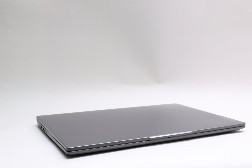 15.6" Lenovo IdeaPad Slim 3 15ABR8, Ryzen 7 5825U, 16GB, 512GB SSD, Touchscreen