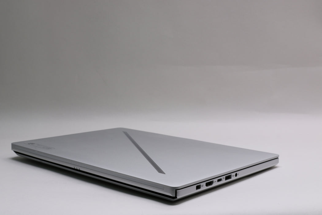 14" ASUS ROG Zephyrus G14 GA403WR, Ryzen AI 9 HX 370, 32GB, 1TB SSD, RTX 5070 Ti