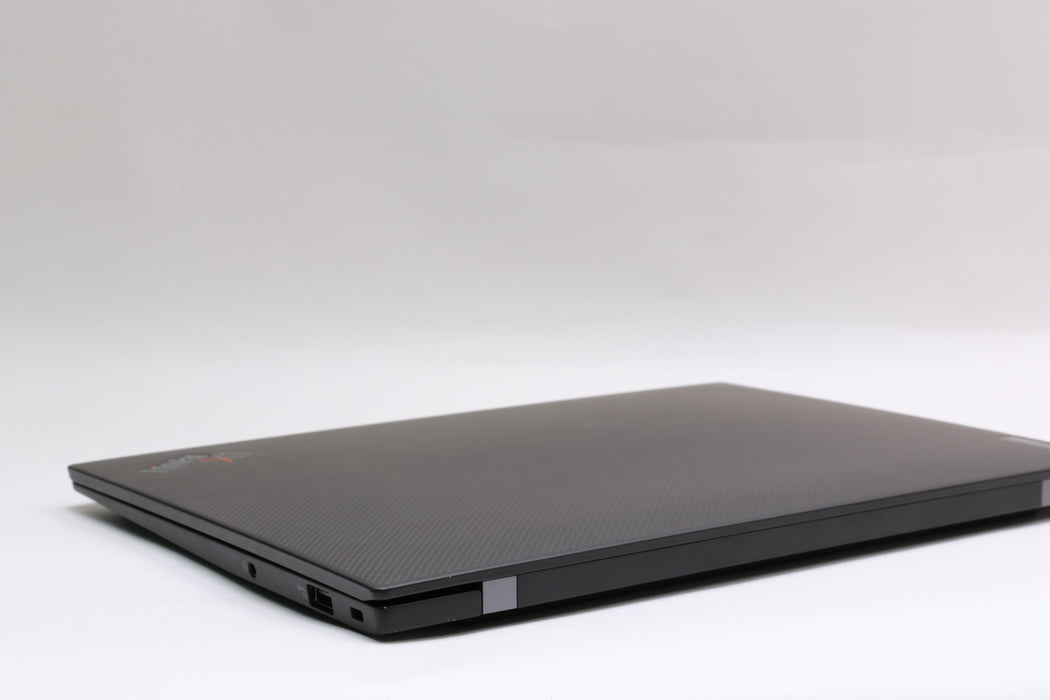 14" UHD+ Lenovo ThinkPad X1 Carbon Gen 10, i7-1270P, 32GB, 512GB SSD