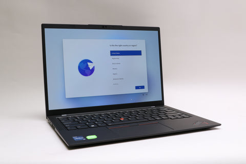 14" Lenovo ThinkPad X1 Carbon Gen 11, i7-1370P, 32GB, 512GB, 2.8K!