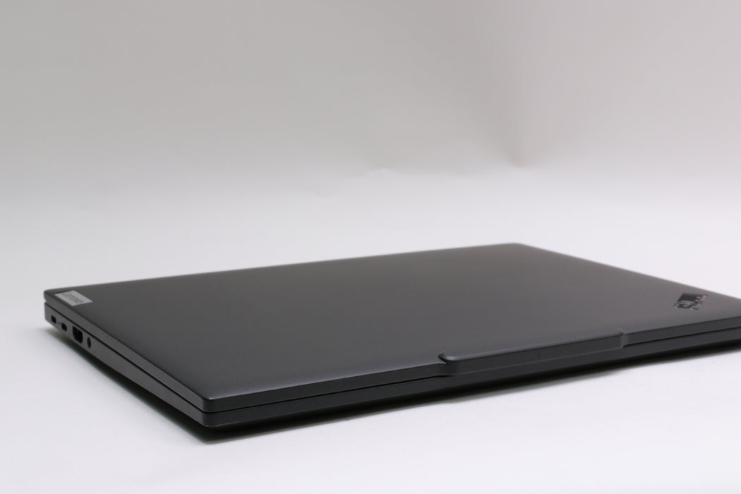 14" WUXGA Lenovo ThinkPad T14s Gen 6, Ultra 7 268V, 32GB, 1TB SSD, Touchscreen